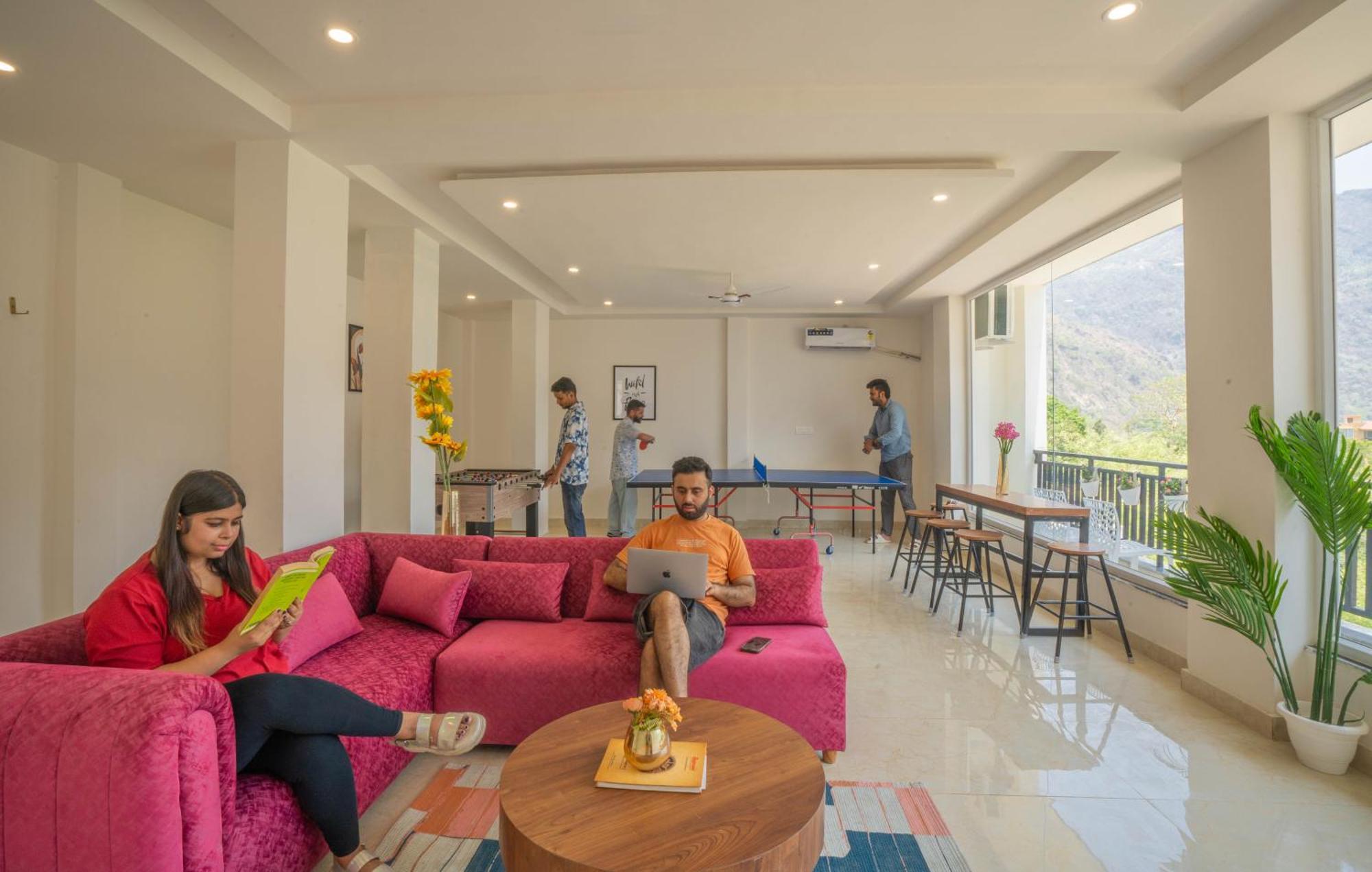 Perfectstayz Alpine Near Laxman Jhula Rishīkesh Exterior foto