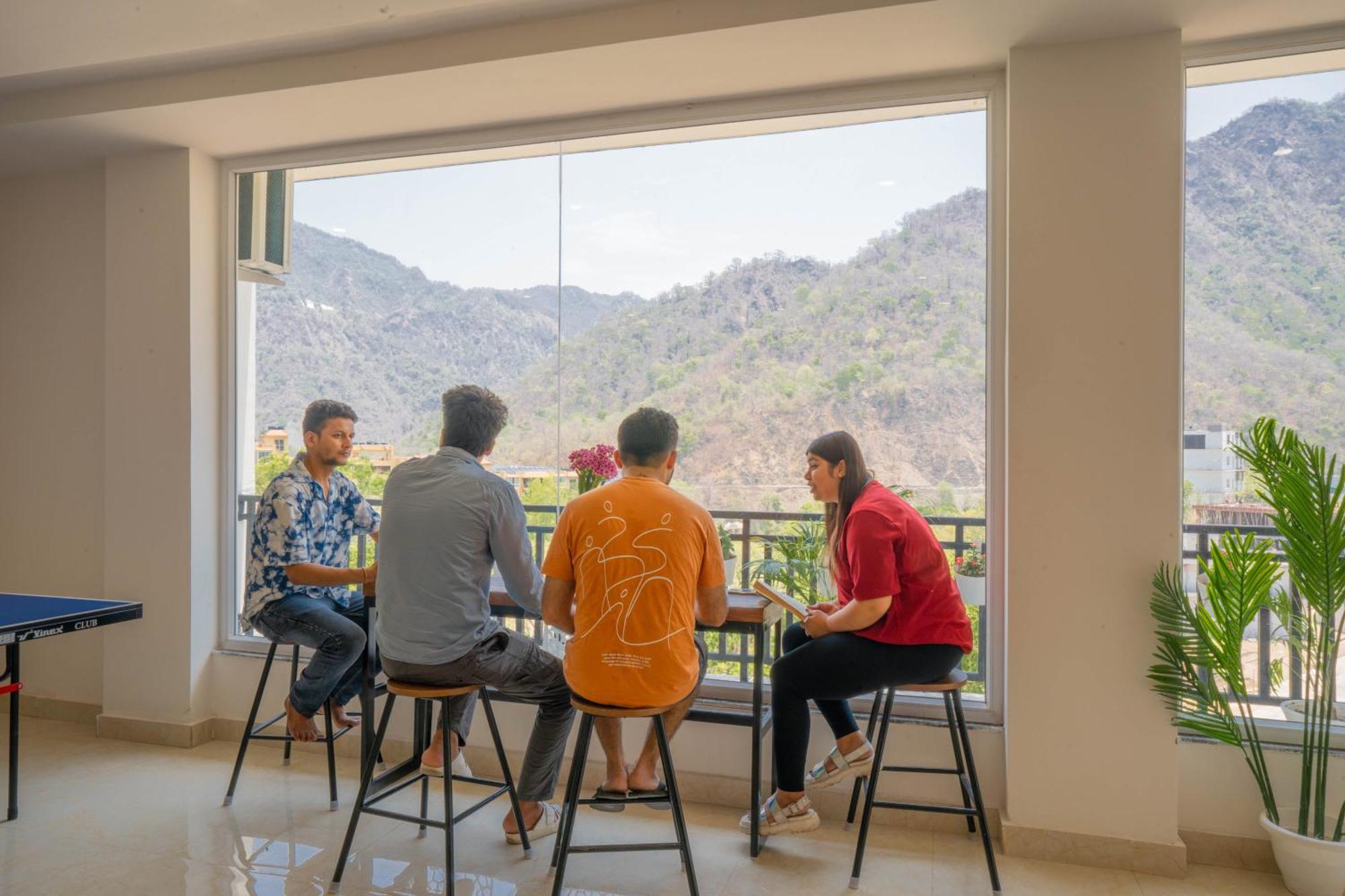 Perfectstayz Alpine Near Laxman Jhula Rishīkesh Exterior foto